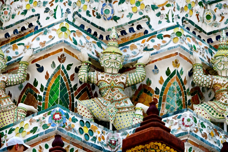 Wat Arun Ratchawararam Ratchawaramahawihan or Temple of Dawn, Bangkok Thailand 422 