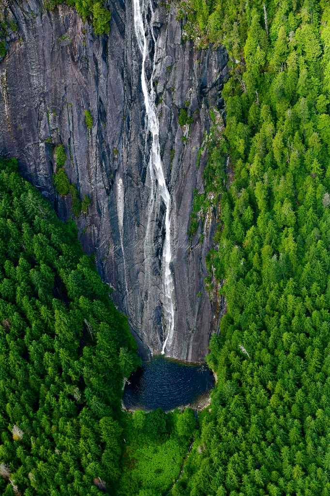 Lipsy Lake, Otter Falls, on Morpheus Peak, Cascade Mountains, Washington 643