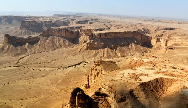 Qadmat as Saqtah, The Edge of the World, Al Wusta, Riyadh Region, Kingdom of Saudi Arabia 767  
