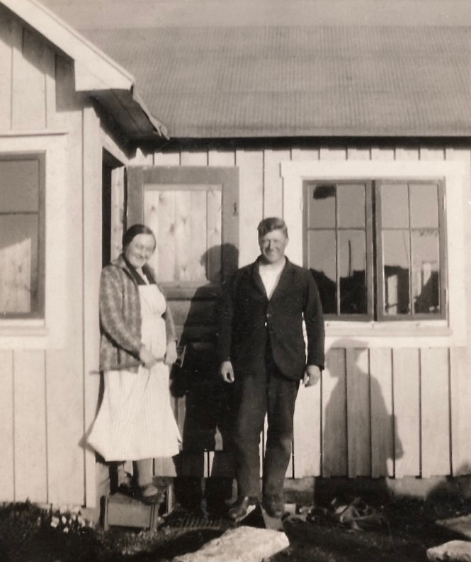 10)Elin Maria Haag and Karl Axel Augustsson?