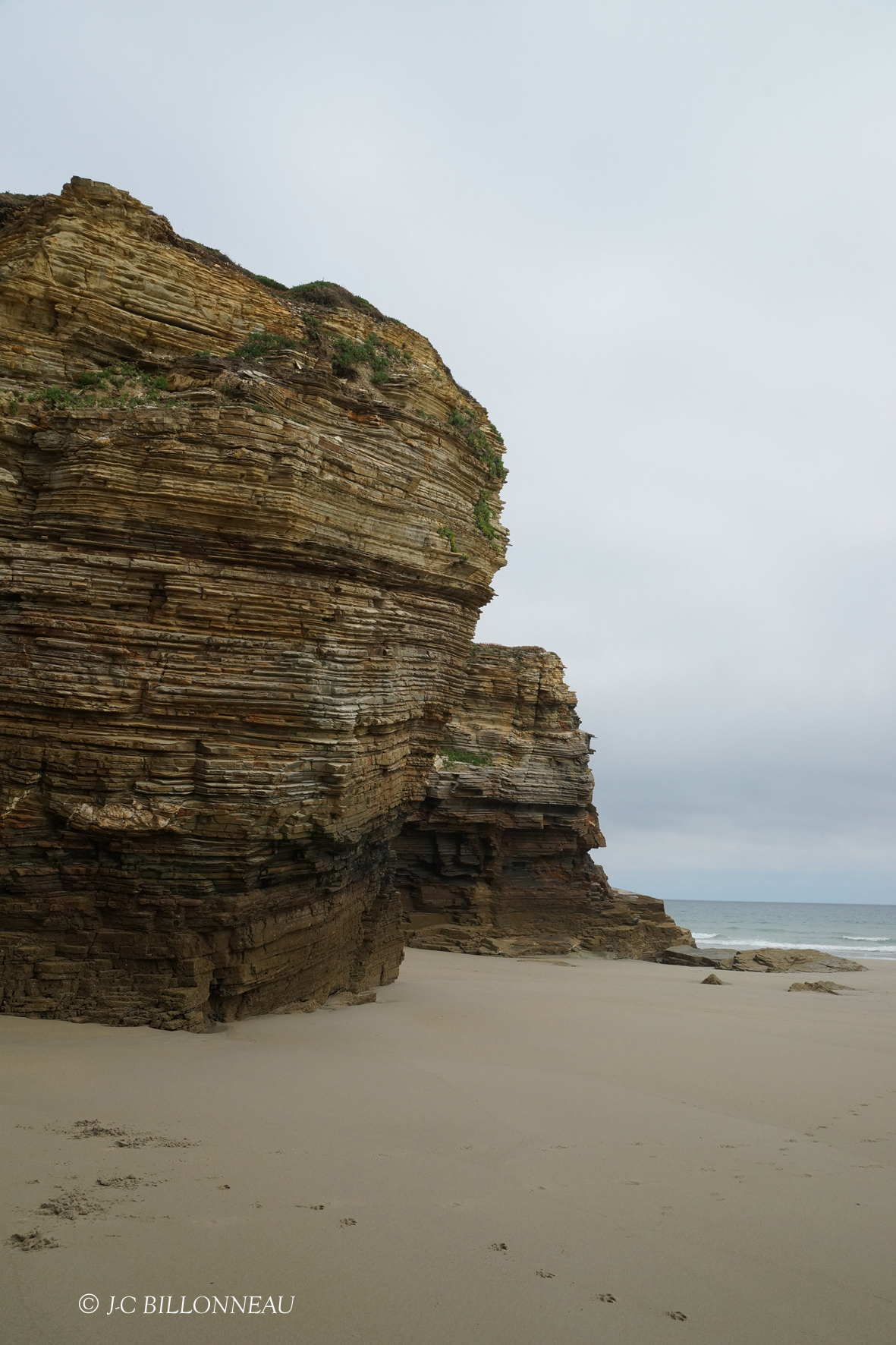 140 Plage des Cathdrales.JPG