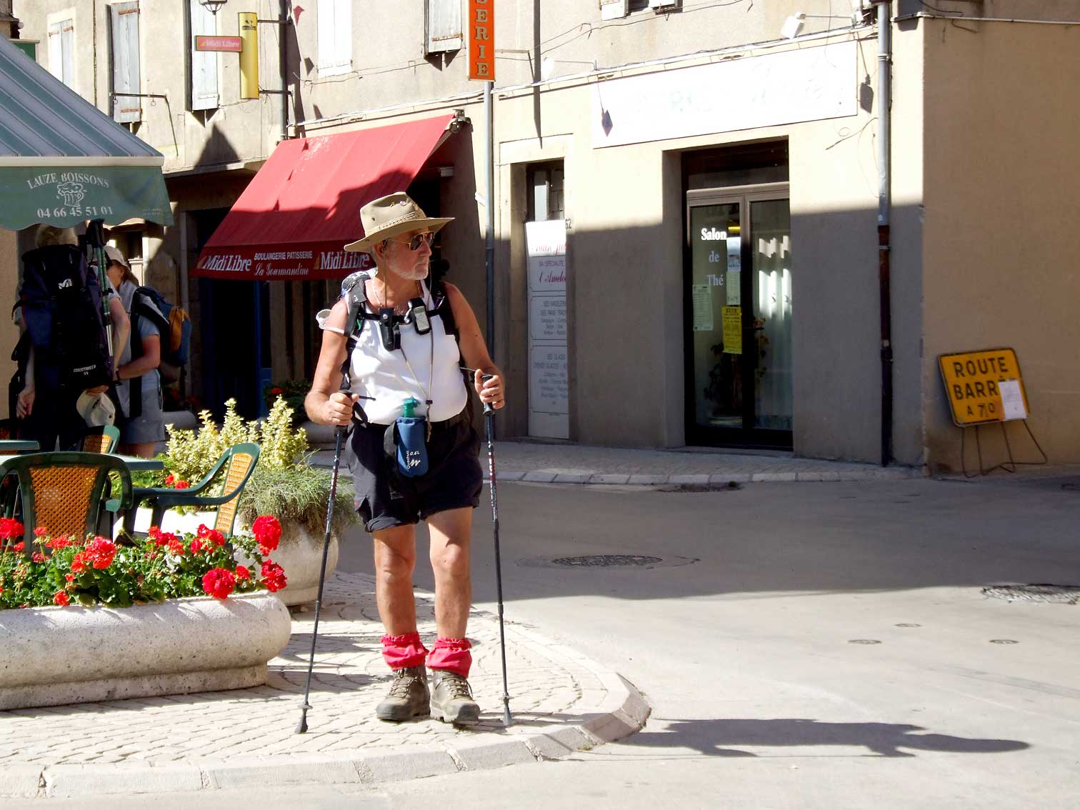 Walk2527.jpg