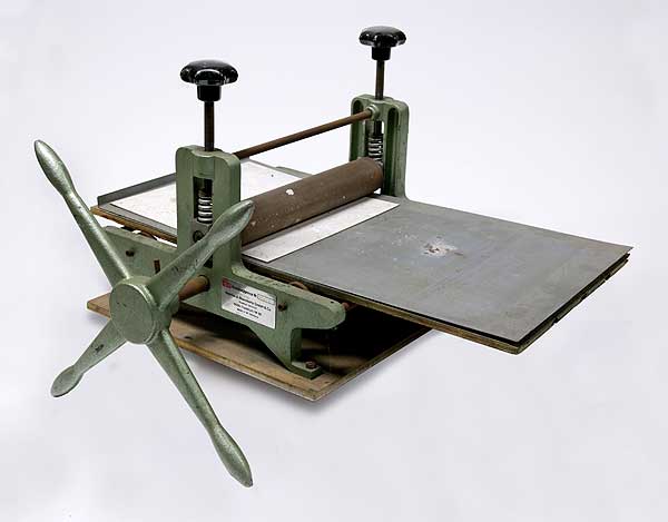 AVM-V-07-17-003-000.jpg