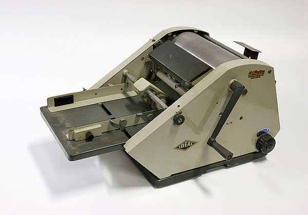 AVM-V-08-022-00.jpg