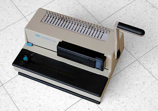 AVM-V-10-77-000-000.jpg