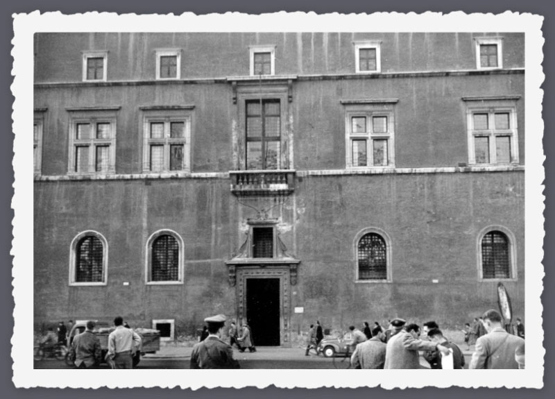 Rome _ St. Johns _The Lantern.jpg