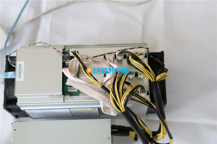 FusionSilicon X1 12.5GH Lyra2rev2 Miner IMG 15.JPG