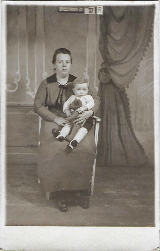 Historical Portrait Photography from Leiden