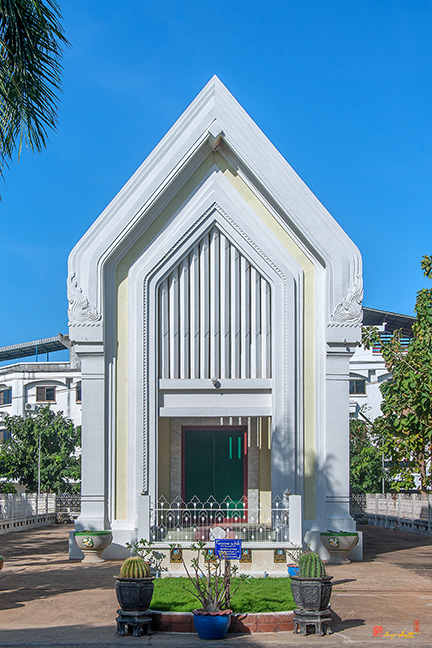 Wat Klang Phra Ubosot (DTHU0315)