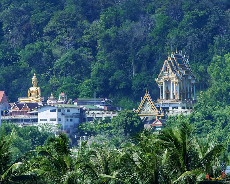 Wat Khao Rang from Wat Khosit Wihan (DTHP0573)