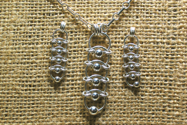 Chain Maille Necklace- and Earrings