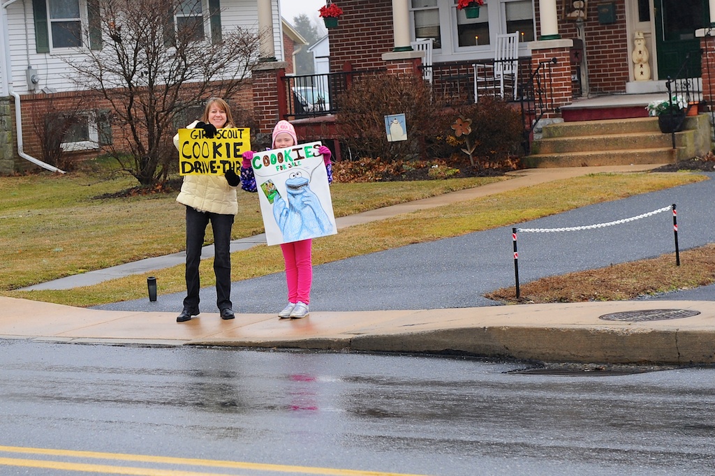 Girl Scout Cookie Sales in Millersville
