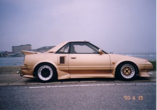 Deno Plumley rear spoiler mod
