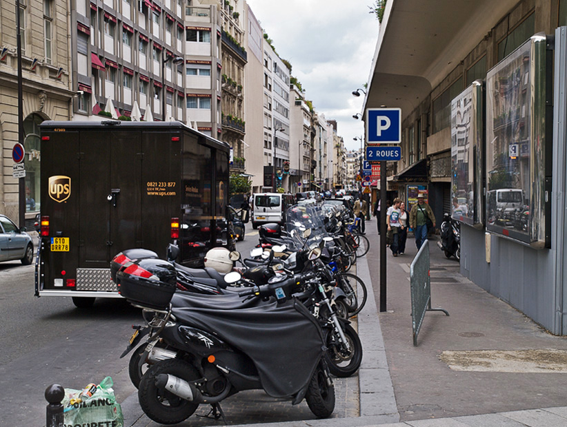 UPS in Paris