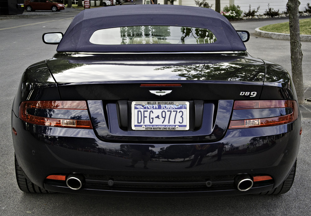 Aston Martin DB9 #2