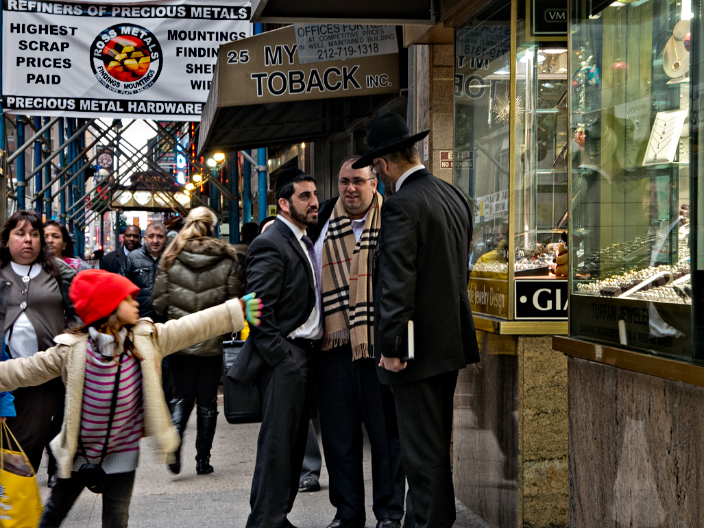 The Diamond District (West 47th Street between Fifth Avenue and Sixth Avenue)