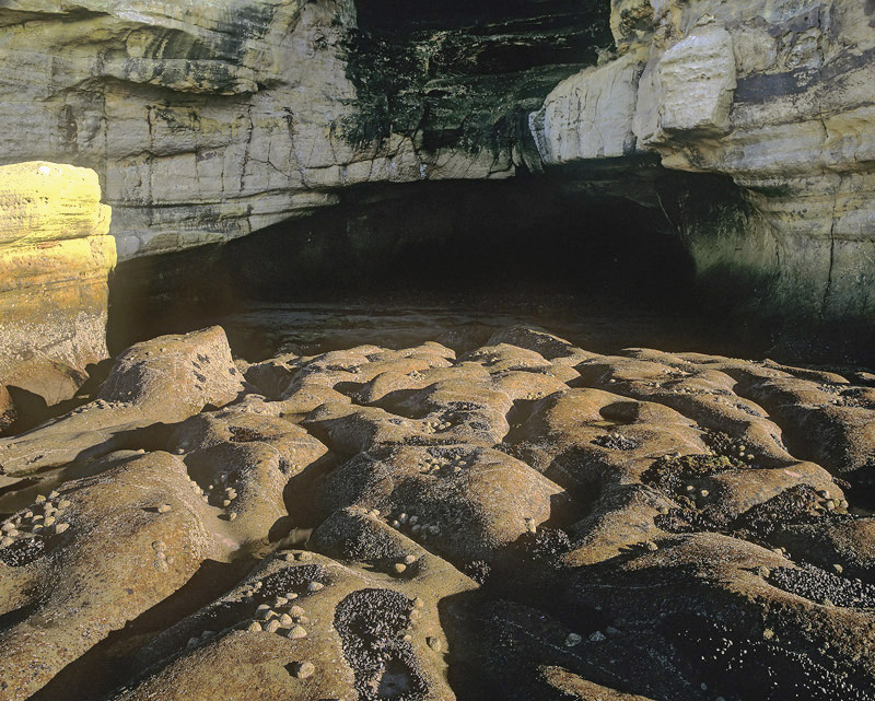 Caves Cove Bay