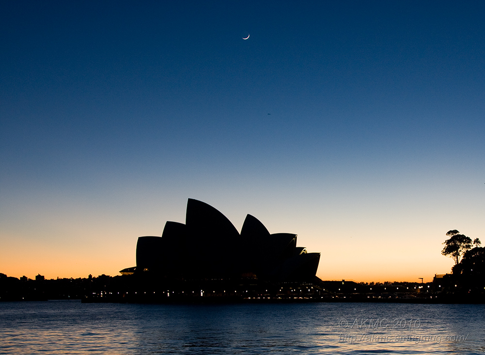 100512_060937_8473 Sydney Opera House Silhouette With Crescent Moon (Wed 12 May 10)