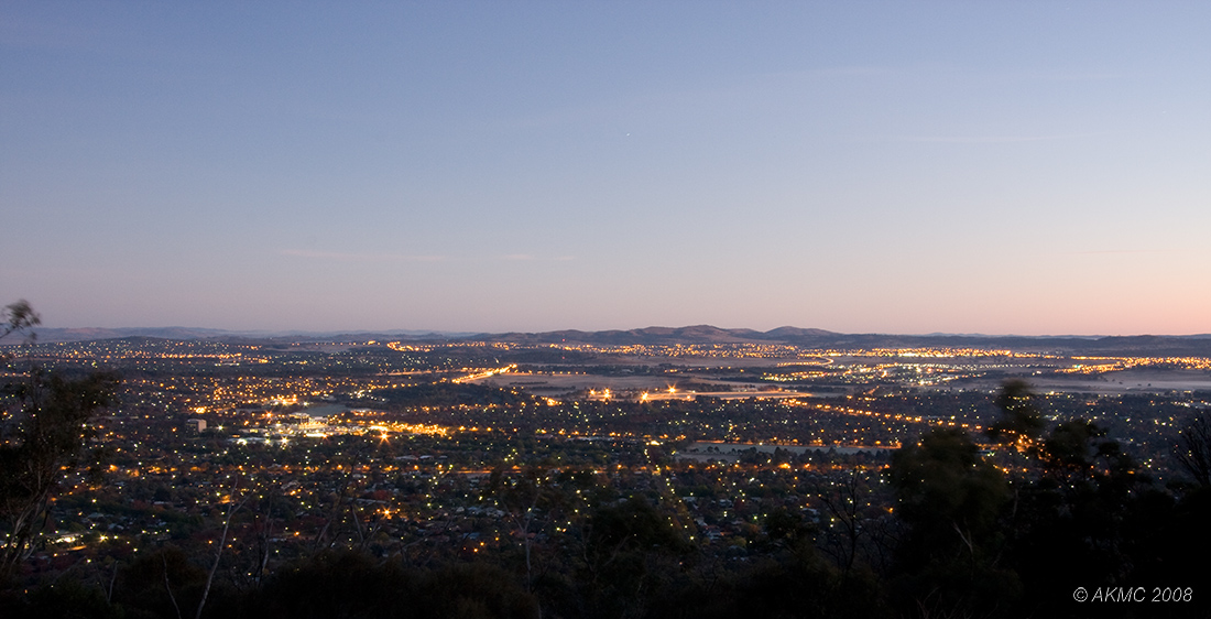 1595 Canberras North-Eastern Suburbs at Dawn