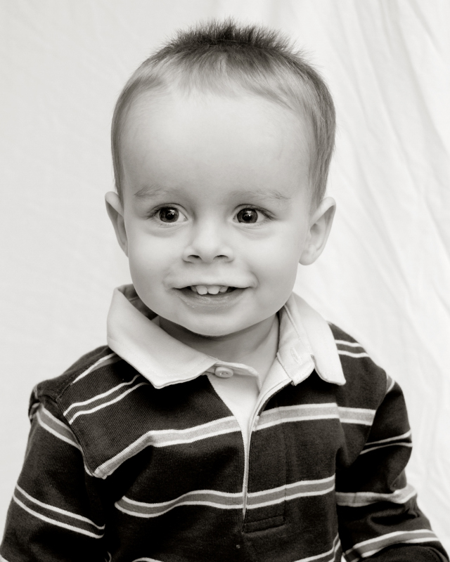 DSC_1520 bw 8x10.JPG
