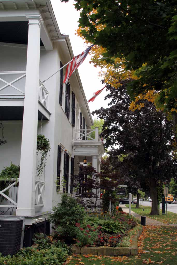 THE CHARLES INN