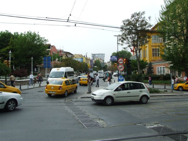 Istanbul streets.JPG