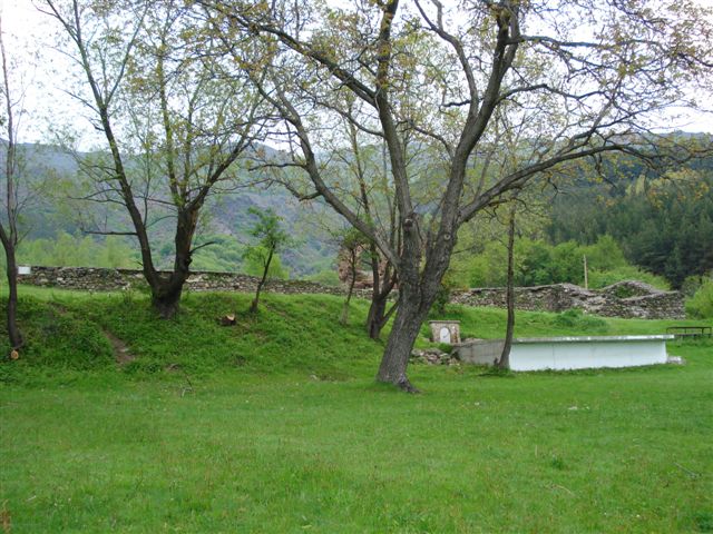 Roman Basilica (1).Performance platform outside of the ruins