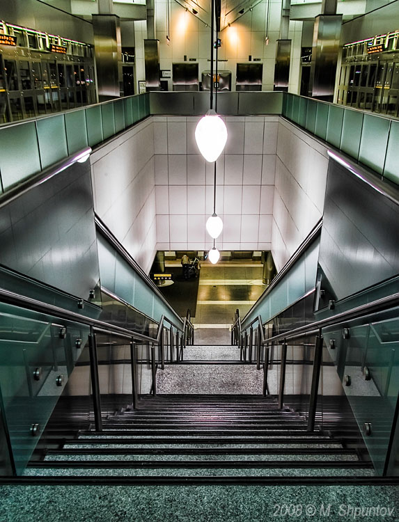 Link Train, Viscount Terminal, Pearson Airport.