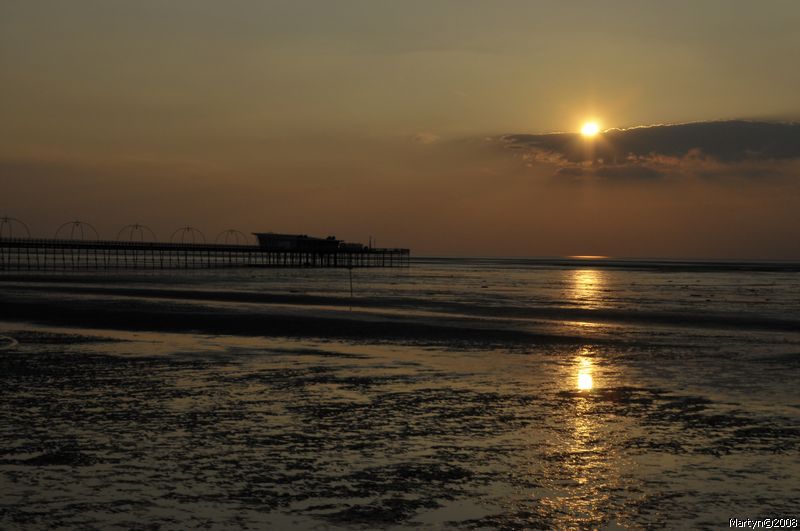 _DSC1288.jpg southport beach.jpg