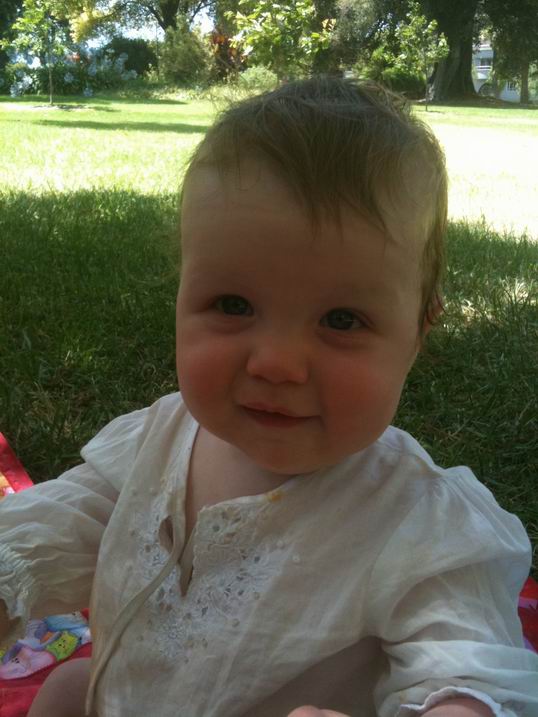 PicnicFitzroyGardens3.JPG