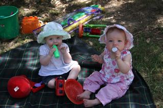 Saskia and Amber 1.jpg