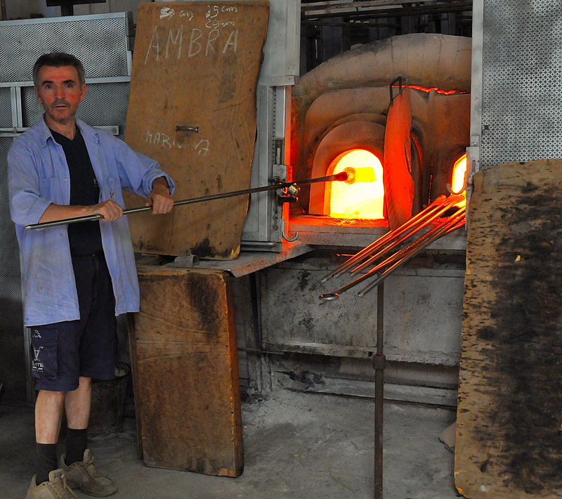 The Masters of Glass at work: They work at 1400  C ... I work at ISO 1600 !!!