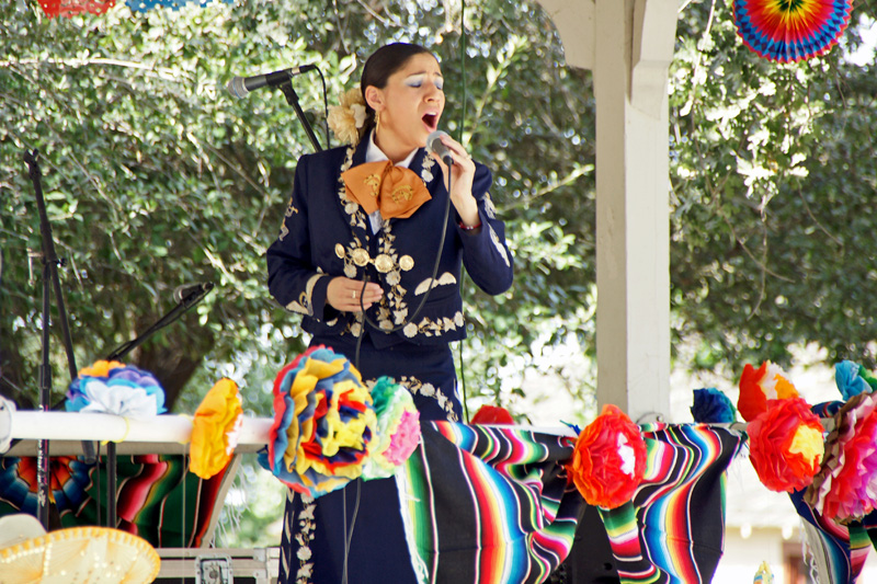 Selma Mariachi 2009 -092A.jpg