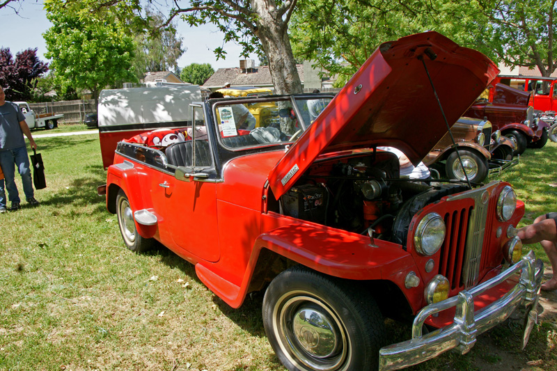 Clovis Car Show 2011 -37.jpg