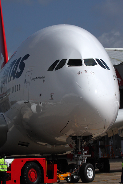 QANTAS AIRBUS A380 SYD RF IMG_0068.jpg