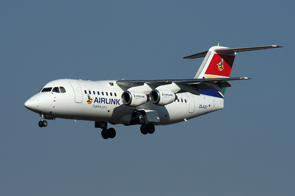 AIRLINK BAE 146 300 JNB RF IMG_6237.jpg