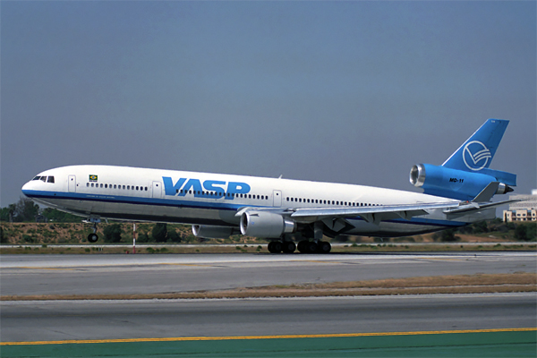 VASP MD11 LAX RF 499 12.jpg