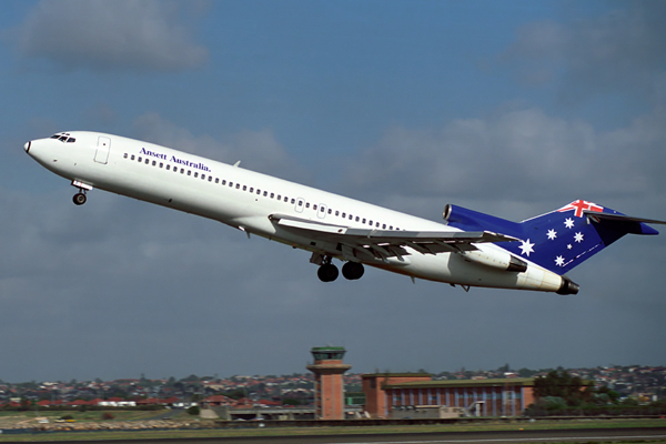 ANSETT AUSTRALIA BOEING 727 200 SYD RF 379 23.jpg