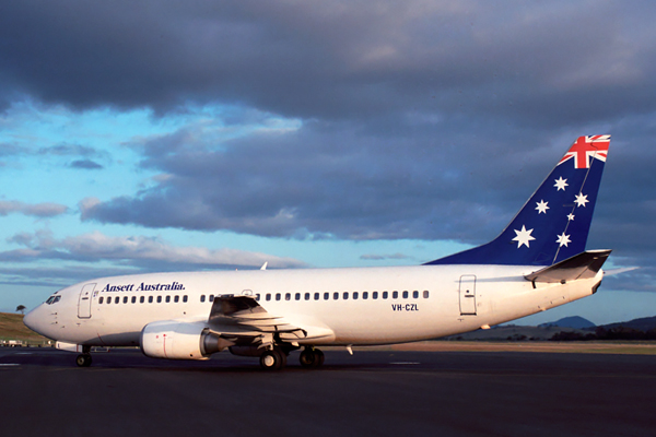 ANSETT AUSTRALIA BOEING 737 300 HBA RF 478 24.jpg