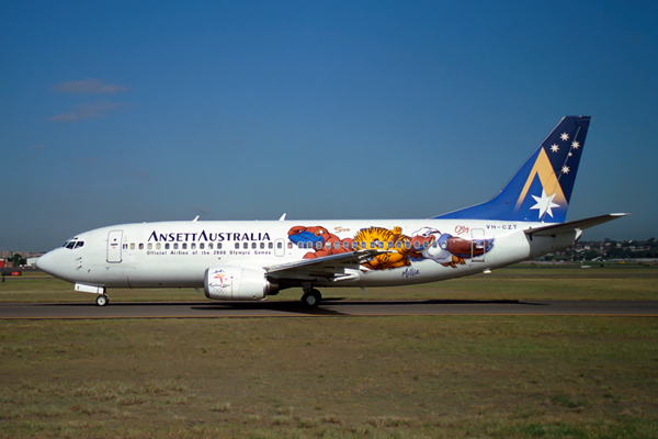 ANSETT AUSTRALIA BOEING 737 300 SYD RF 1357 4.jpg