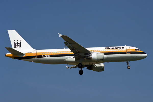 MONARCH AIRBUS A320 LGW RF 1652 10.jpg