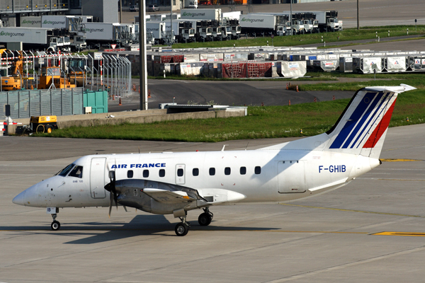 AIR FRANCE EMBRAER 120 ZRH RF D0008.jpg