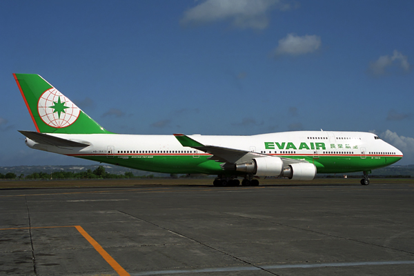 EVAR AIR BOEING 747 400 DPS RF 1753 25.jpg