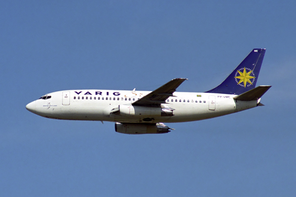 VARIG BOEING 737 200 GRU RF 1726 28.jpg