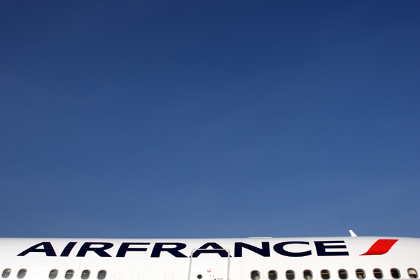 AIR FRANCE AIRBUS A330 200 CDG RF IMG_1816.jpg