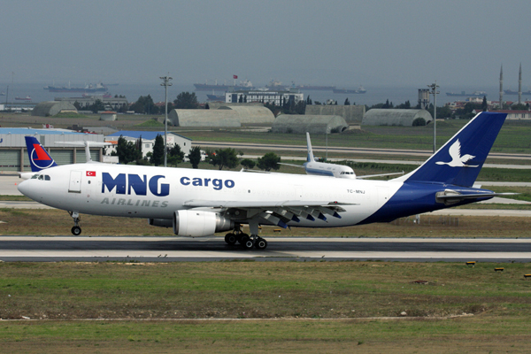 MNG AIRLINES CARGO AIRBUS A300F IST RF IMG_2716.jpg