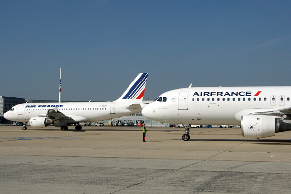 AIR FRANCE AIRCRAFT CDG RF IMG_1939.jpg