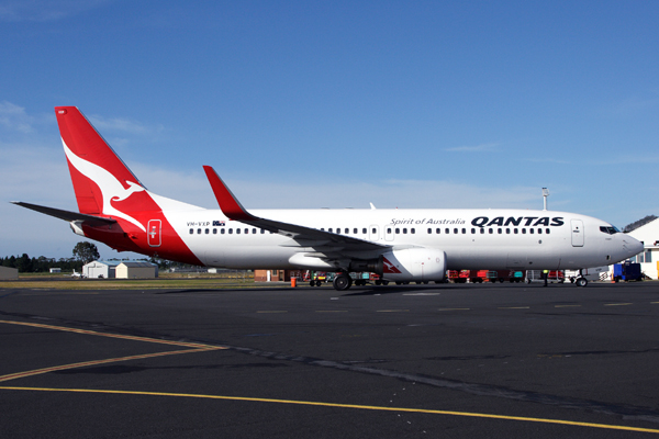 QANTAS BOEING 737 800 HBA RF IMG_3647.jpg