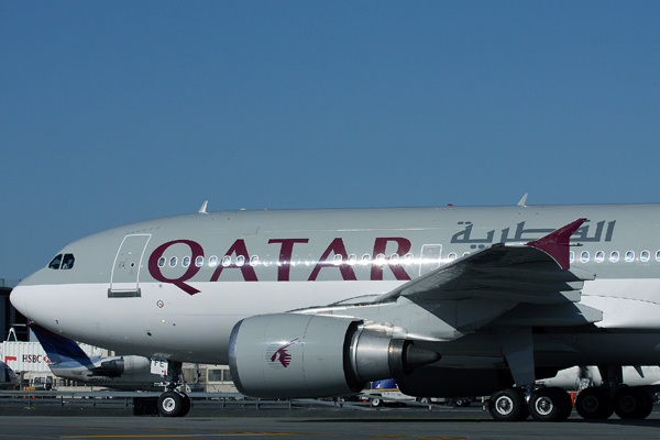QATAR AIRBUS A310 300 JFK RF IMG_3879.jpg