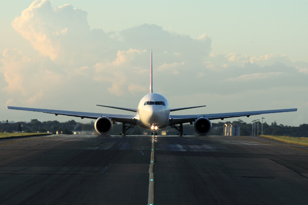 QANTAS BOEING 767 300 SYD RF IMG_3870.jpg